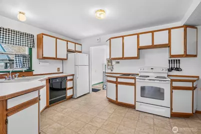 2205 Ocean Beach Highway, Longview, WA 98632 - Photo 10