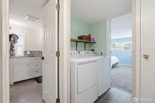 838 W Axton Rd, Bellingham, WA 98226 - Photo 12