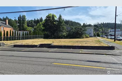 124 NW Cascade Avenue, Chehalis, WA 98532 - Photo 2
