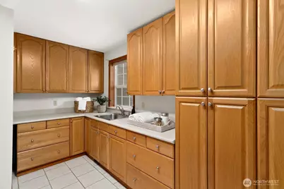 6108 Nahane West NE, Tacoma, WA 98422 - Photo 28