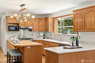 6108 Nahane W NE, Tacoma, WA 98422 - Photo 12