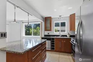 7909 218th St SW, Edmonds, WA 98026 - Photo 4