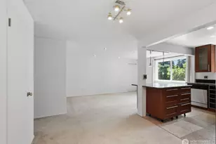 7909 218th St SW, Edmonds, WA 98026 - Photo 2