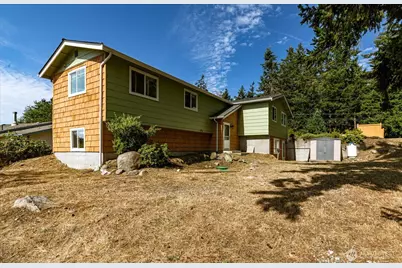 1002 Carl Avenue, Oak Harbor, WA 98277 - Photo 32