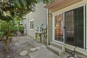 18550 NE 57th St, Redmond, WA 98052 - Photo 20