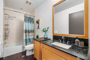 2033 2nd Ave, Seattle, WA 98121 - Photo 20