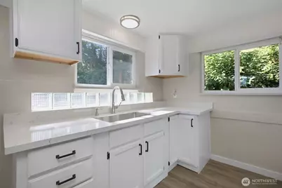 12715 SE Green Valley Road, Auburn, WA 98092 - Photo 6