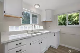12715 SE Green Valley Rd, Auburn, WA 98092 - Photo 6