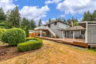 824 NE 194th St, Shoreline, WA 98155 - Photo 22