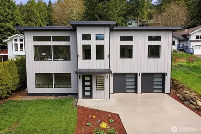 647 Rainbow Drive, Sedro Woolley, WA 98284 - Photo 1