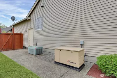 13714 143rd Avenue E, Orting, WA 98360 - Photo 32