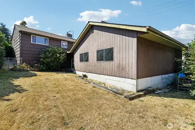 13004 Ambaum Boulevard SW, Burien, WA 98146 - Photo 32