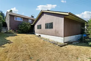 13004 Ambaum Blvd SW, Burien, WA 98146 - Photo 32