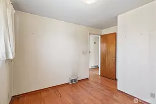 13004 Ambaum Blvd SW, Burien, WA 98146 - Photo 20