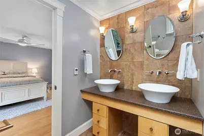 15865 Northup Way #41, Bellevue, WA 98008 - Photo 24