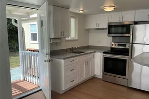325 Hawthorne St, Burlington, WA 98233 - Photo 6