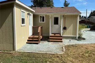 325 Hawthorne St, Burlington, WA 98233 - Photo 4