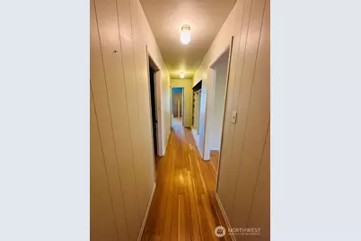 3210 NW 69th Street, Seattle, WA 98117 - Photo 10