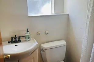 3210 NW 69th St, Seattle, WA 98117 - Photo 18