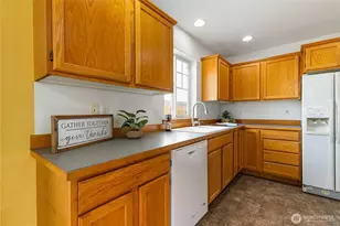 1425 Spruce St, Lynden, WA 98264 - Photo 10