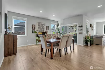18511 128th Avenue E, Puyallup, WA 98374 - Photo 14