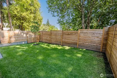 12056 20th Avenue NE, Seattle, WA 98125 - Photo 16