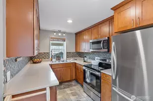 1214 N Monroe St, Tacoma, WA 98406 - Photo 10