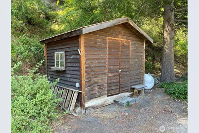 230 Pine Cliffs Drive, Naches, WA 98937 - Photo 6