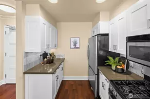 320 Washington Ave, Bremerton, WA 98337 - Photo 8