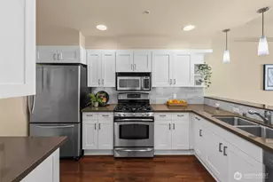 320 Washington Ave, Bremerton, WA 98337 - Photo 6