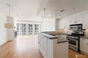 320 Washington Ave, Bremerton, WA 98337 - Photo 2