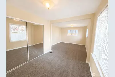 5502 27th Street NE, Tacoma, WA 98422 - Photo 12