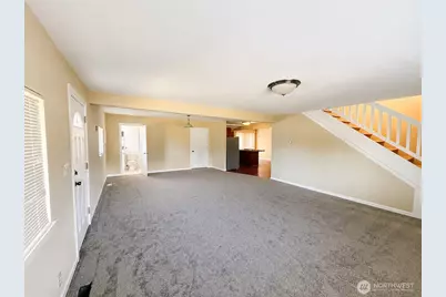 5502 27th Street NE, Tacoma, WA 98422 - Photo 2
