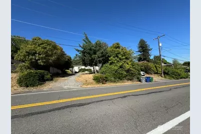 13745 42nd Avenue S, Tukwila, WA 98168 - Photo 2