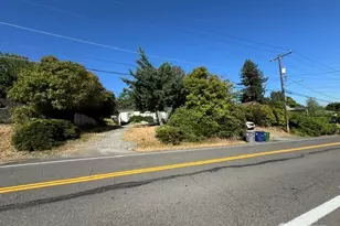 13745 42nd Ave S, Tukwila, WA 98168 - Photo 2