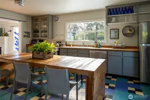 4569 Point White Dr NE, Bainbridge Island, WA 98110 - Photo 10
