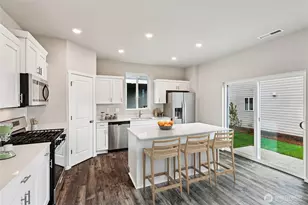 28010 75th Dr NW, Stanwood, WA 98292 - Photo 8