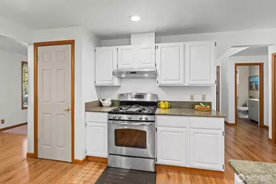 5750 Troon Avenue SW, Port Orchard, WA 98367 - Photo 12