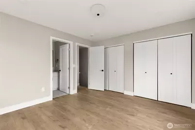 1404 N 136th Street, Seattle, WA 98125 - Photo 10