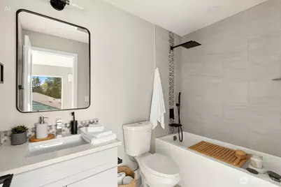 1404 N 136th Street, Seattle, WA 98125 - Photo 8