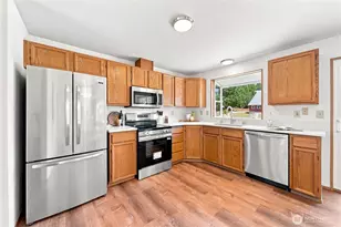 13714 217th Ave SE, Issaquah, WA 98027 - Photo 8