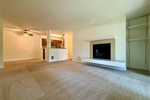 12405 Harbour Pointe Blvd, Mukilteo, WA 98275 - Photo 2