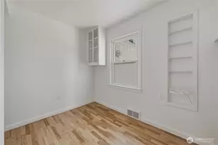 825 8th St NW, Puyallup, WA 98371 - Photo 14