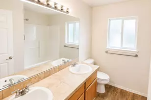 11113 185th St E, Puyallup, WA 98374 - Photo 26