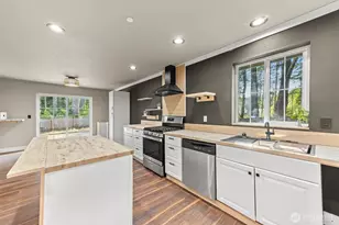 19716 20th St SW, Lakebay, WA 98349 - Photo 12