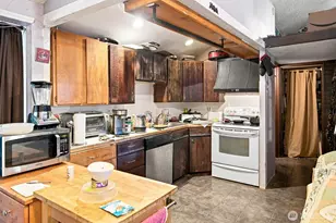 6346 21st Ave SW, Seattle, WA 98106 - Photo 6