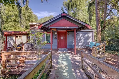 6346 21st Avenue SW, Seattle, WA 98106 - Photo 1