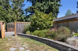 21903 42nd Pl W, Mountlake Terrace, WA 98043 - Photo 24
