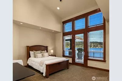 1624 Mallard Lane, Bellevue, WA 98008 - Photo 22