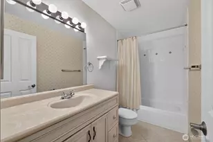 13730 15th Ave NE, Seattle, WA 98125 - Photo 22